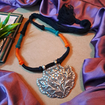 Load image into Gallery viewer, Ekani Sreyo Brass Silver Handcrafted Necklace
