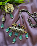 Load image into Gallery viewer, Ekani Ruma Dual Tone Silver Replica Monalisa Stone Pearl Beads Necklace With Earrings