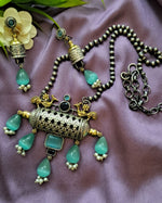 Load image into Gallery viewer, Ekani Ruma Dual Tone Silver Replica Monalisa Stone Pearl Beads Necklace With Earrings