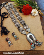 Load image into Gallery viewer, Ekani Saira Brass Silver Navratna Necklace Set