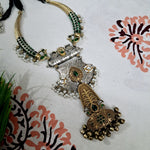 Load image into Gallery viewer, Ekani Samasthi Green Stones Hasli Necklace Set