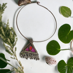 Load image into Gallery viewer, Ekani Afghani Handcrafted Glass Cut Hasli Necklace