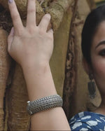 Load image into Gallery viewer, Ekani Abstract Silver Brass Openable Kada Bangle