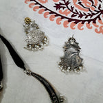 Load image into Gallery viewer, Ekani Samasthi Green Stones Hasli Necklace Set
