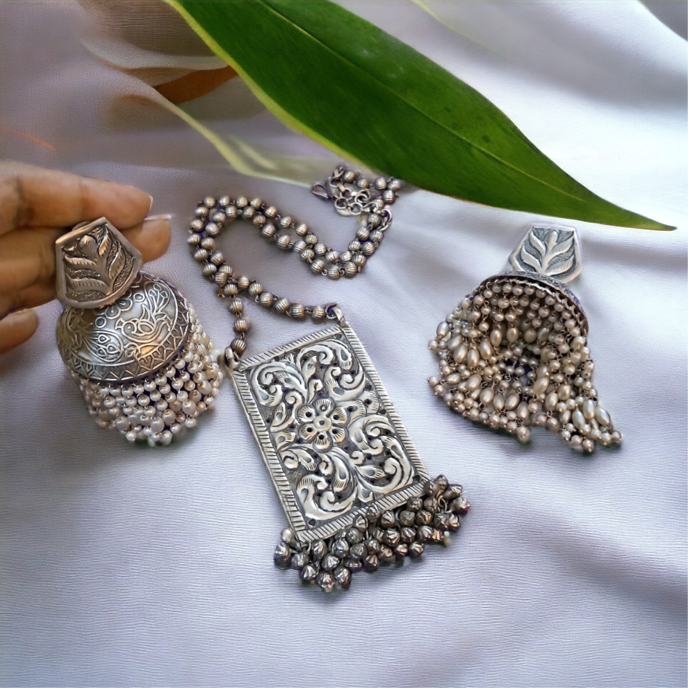 Ekani Brass Chitai Necklace With Big Jhumka Earrings
