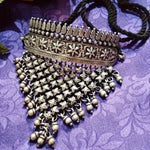 Load image into Gallery viewer, Ekani Kavali Brass Silver Replica Statement Necklace
