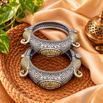 Load image into Gallery viewer, Ekani Peacock Style Dual-Tone Brass Openable Kada Bangle Pair – Oxidised Silver &amp; Gold Finish