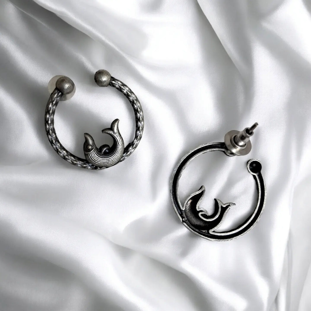 Ekani Meen Brass Hoop Stud Earrings