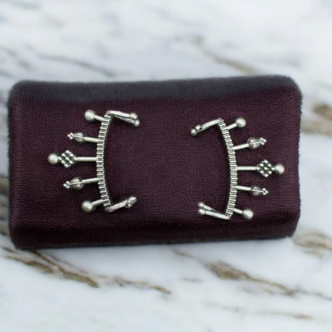Ekani Cuffette Silver Look Alike Oxidised Earcuff